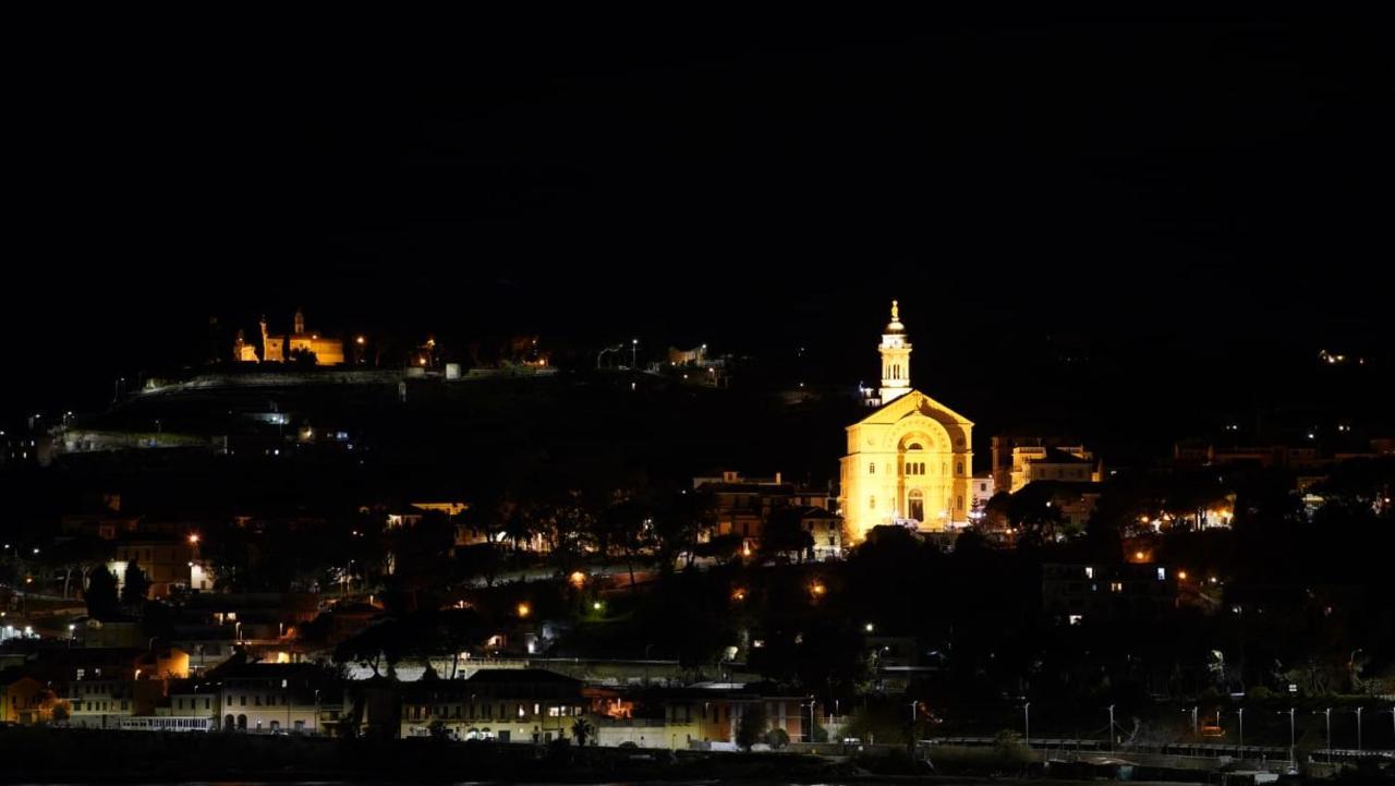 Отель La Bouganville Арма-ди-Таджа Экстерьер фото